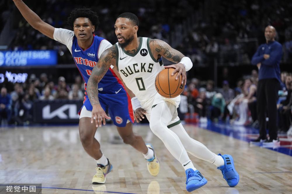 对后腰位置 对后腰位置